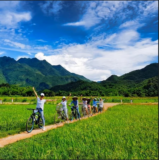 Mai Chau 2 Days 1 Night Tour