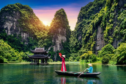 NINH BINH HOA LU TRANG AN 1 DAY TRIP
