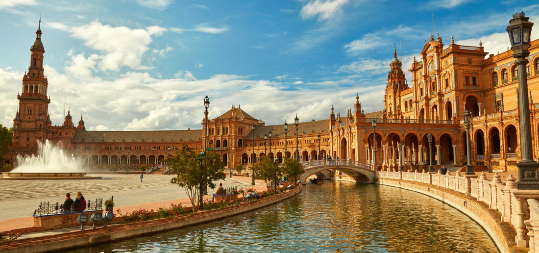 "Discover Spain: The Best Times to Visit, Essential Foods, and Top Destinations"