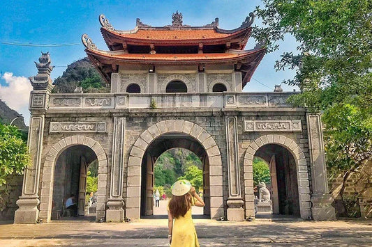NINH BINH HOA LU TAM COC 1 DAY TRIP